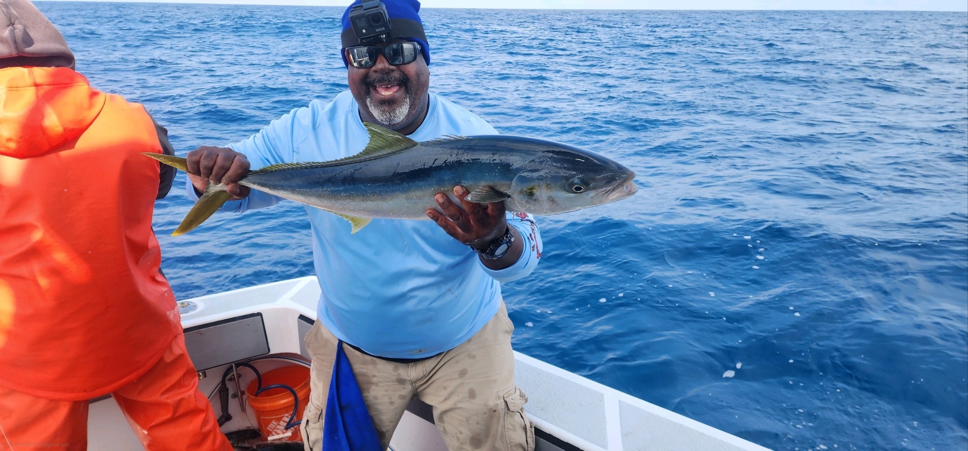 You are currently viewing San Diego Yellowtail Fishing: Epic Day on the Ironclad